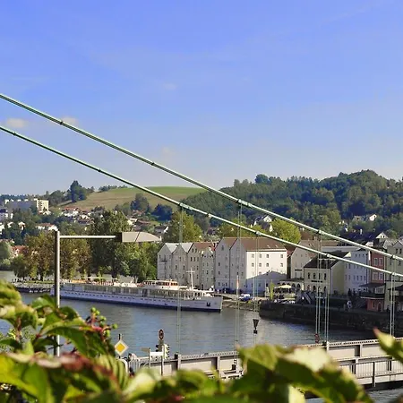 Отель Haus Panorama Пассау