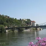 Haus Panorama ホテル 2*