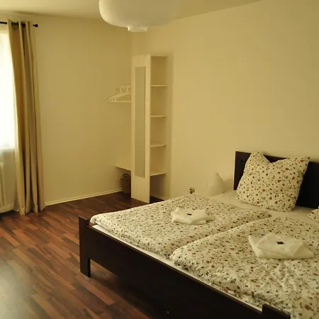 מלון Haus Panorama 2*